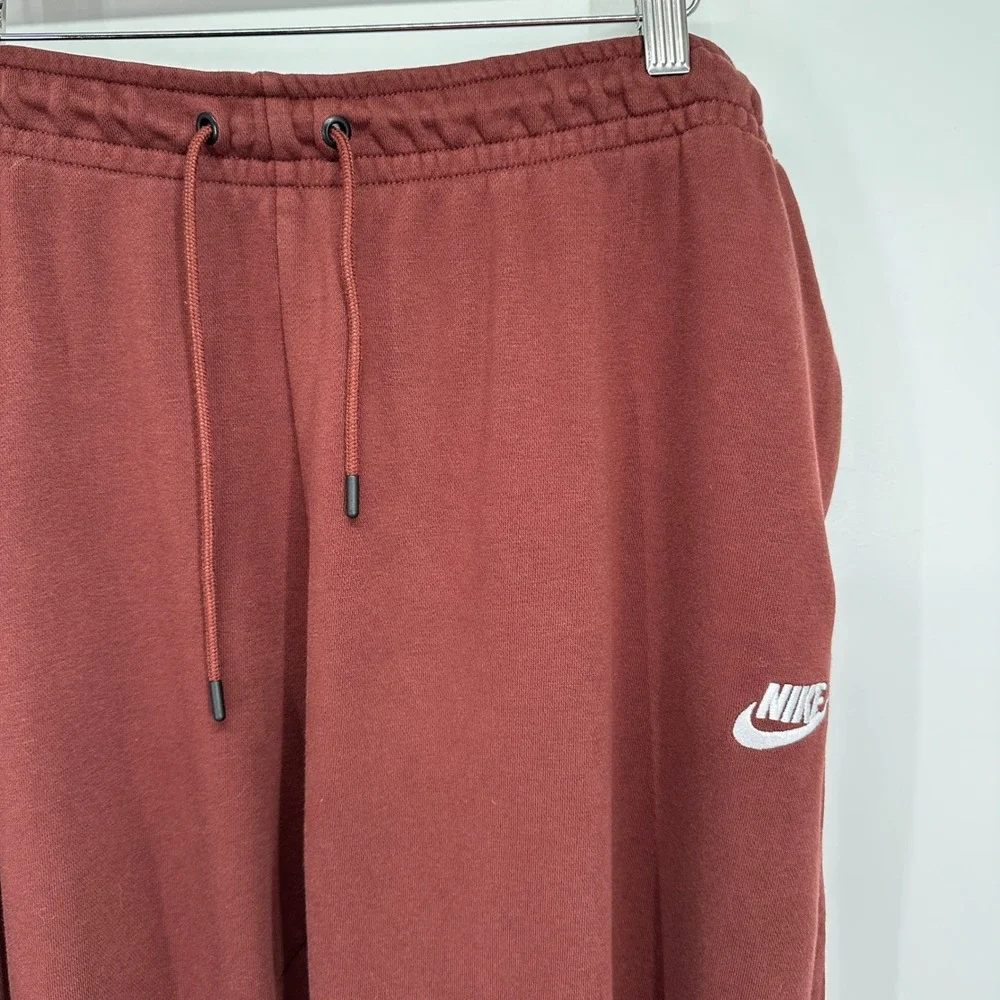 Nike Women's 2X Club‎ Fleece Jogger Sweatpants Brown Cotton Blend Logo Pants